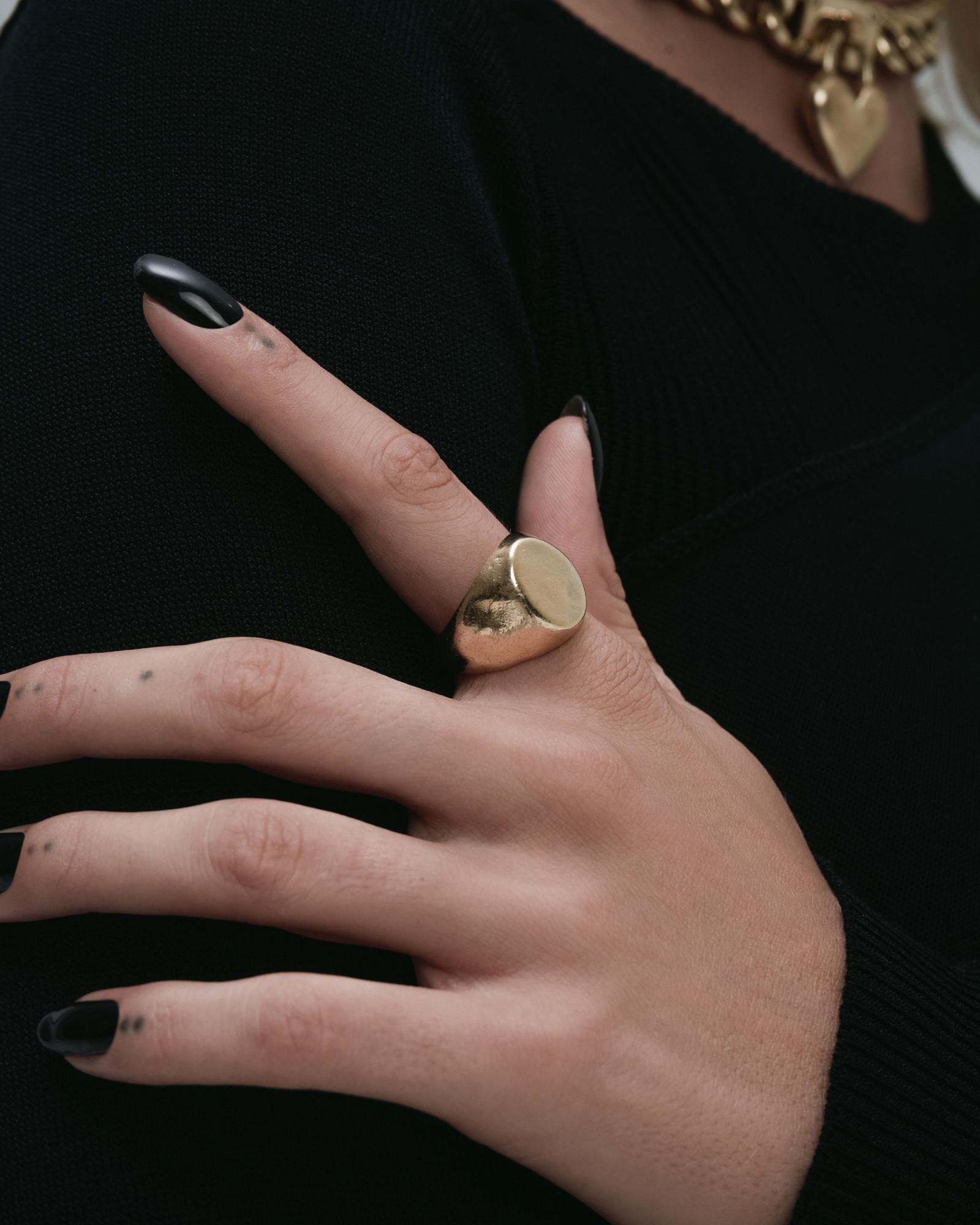 Demonia Ode Signet Ring 🖤