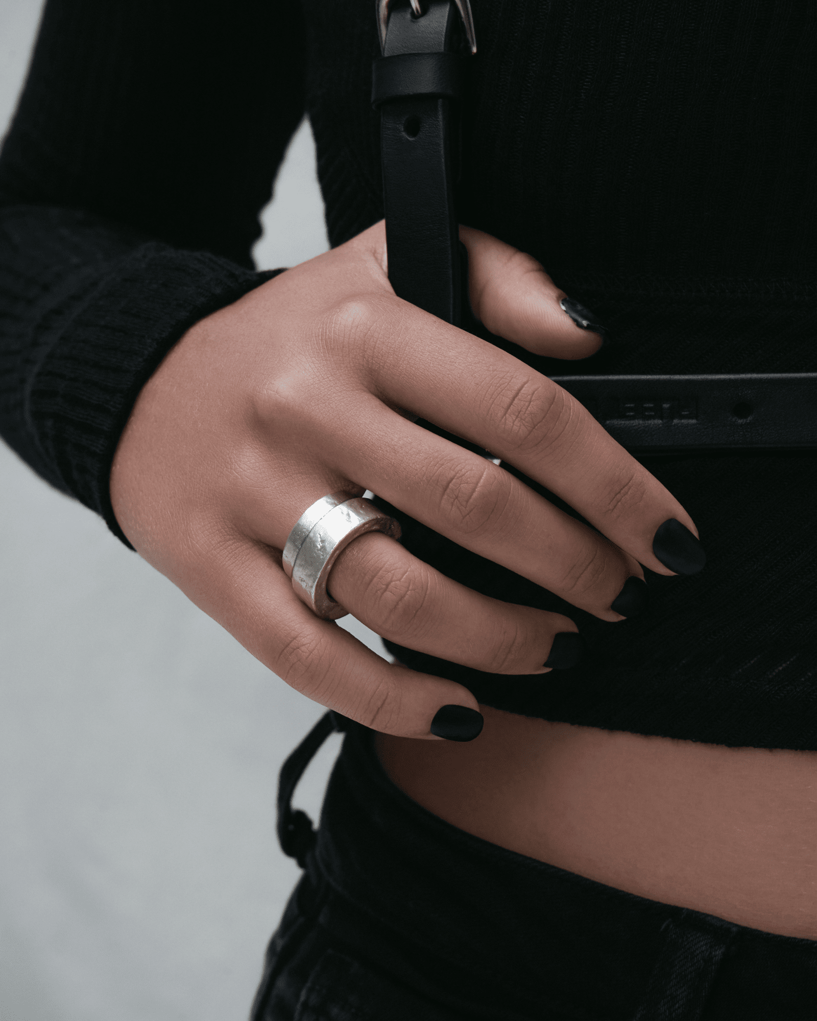 Demonia Temple Step Ring 🖤