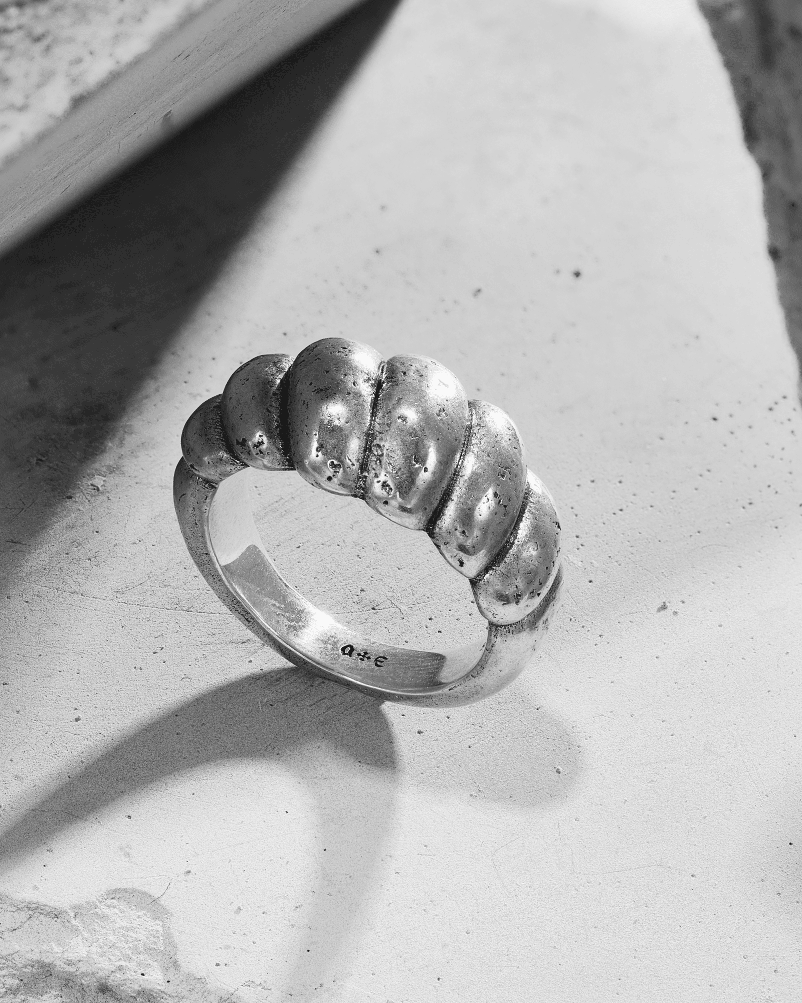 Demonia Reverie Rope Ring 🖤