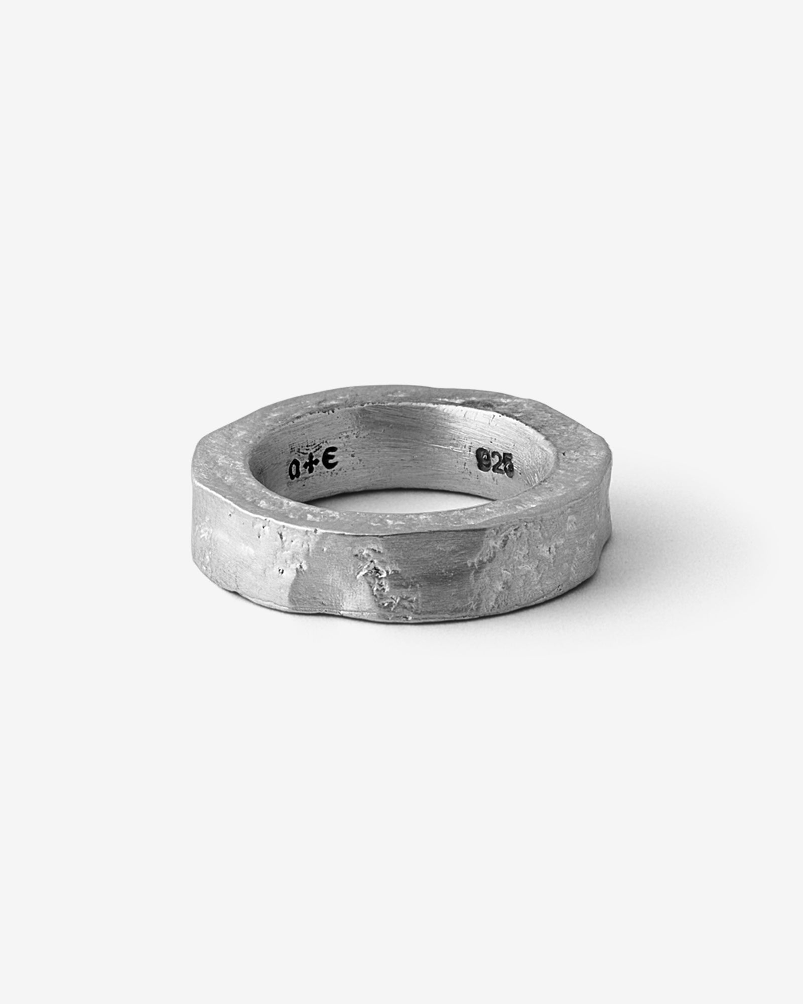 Demonia Testament Ring 🖤
