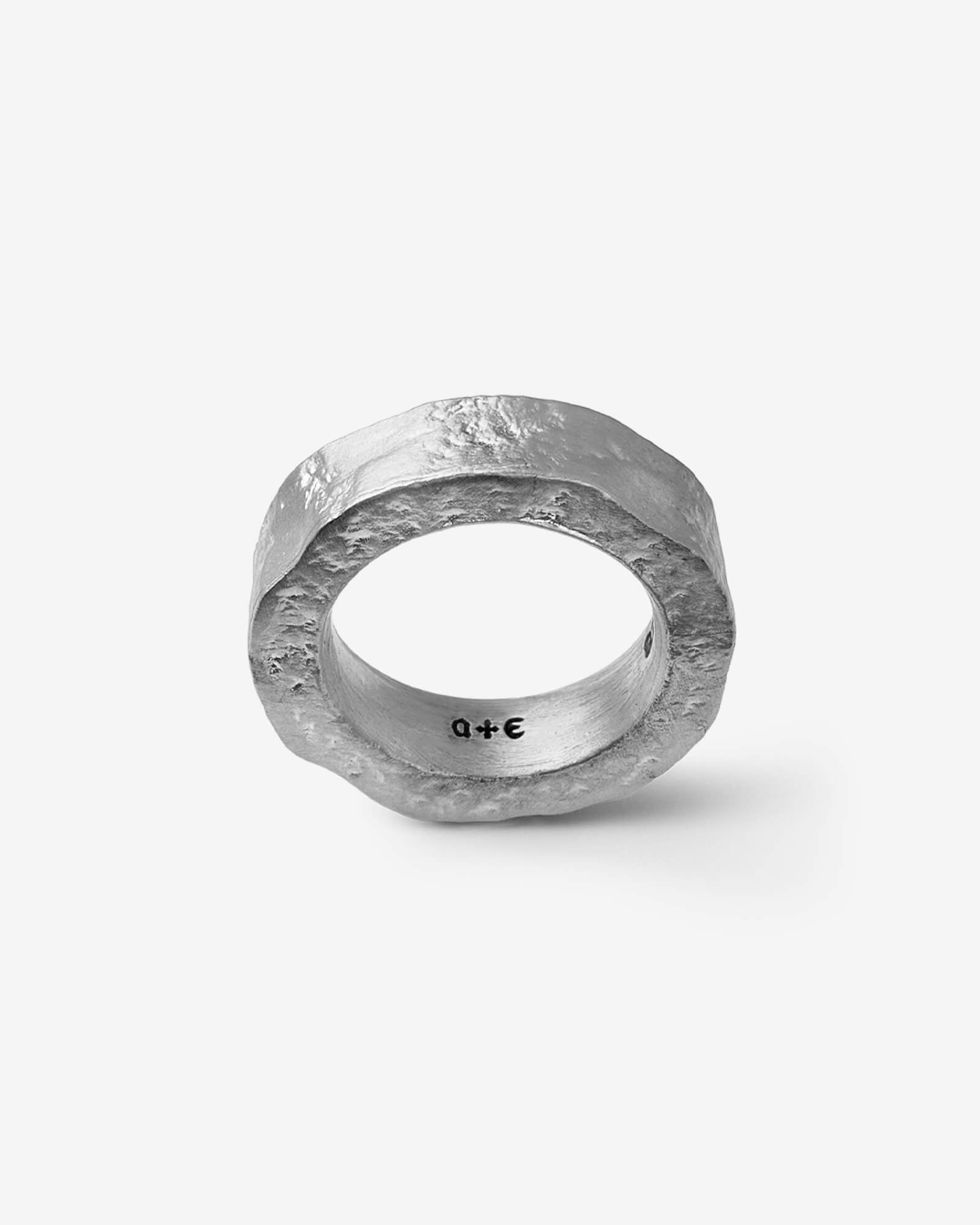 Demonia Testament Ring 🖤