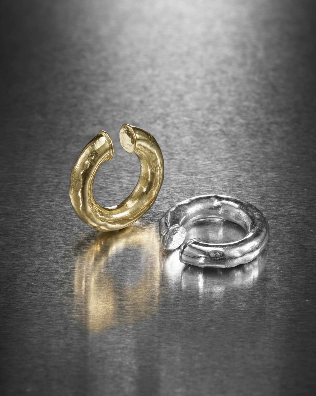 Demonia Orbit Ear Cuff 🖤