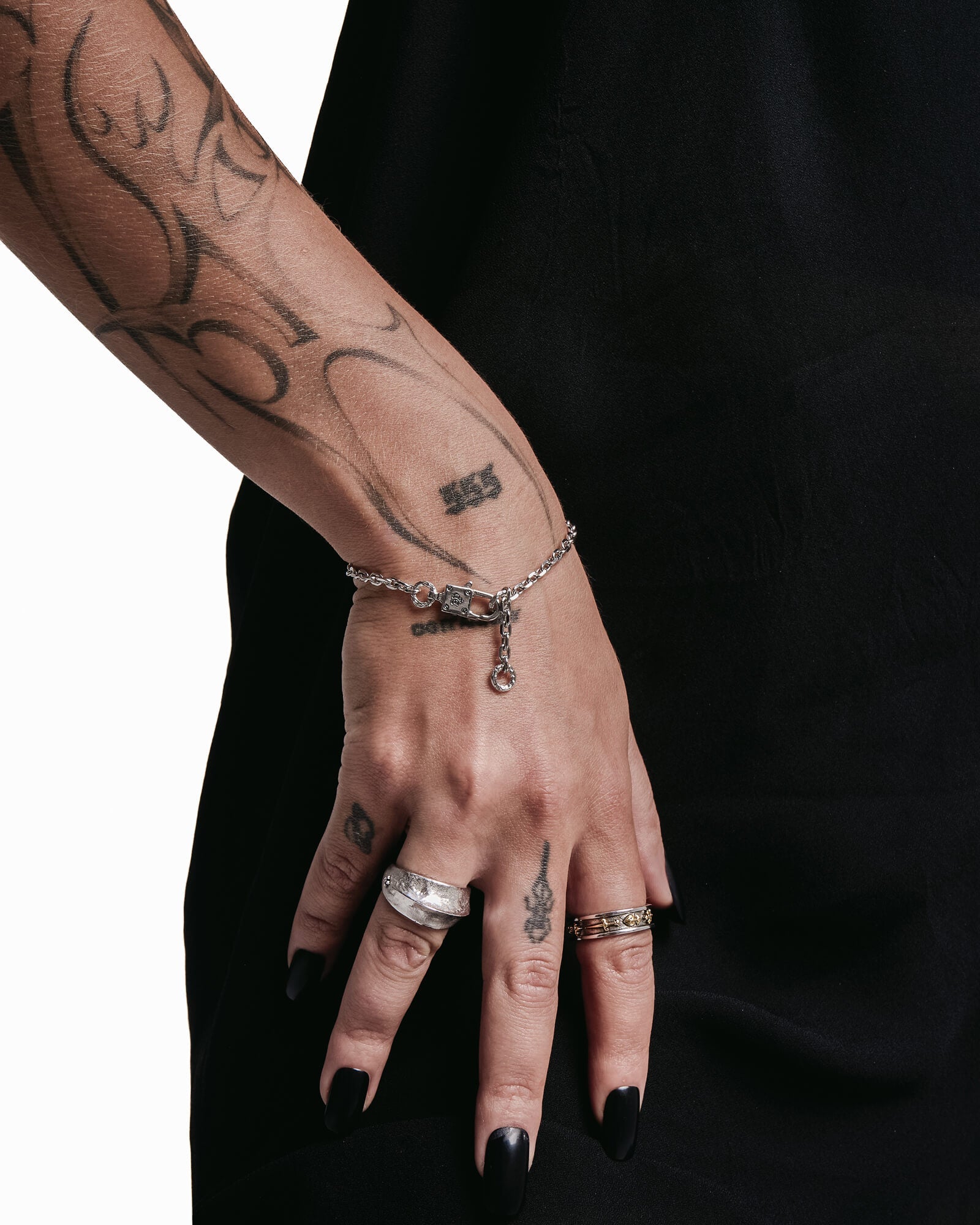 Demonia Synth Bracelet – 925 Silver 🖤