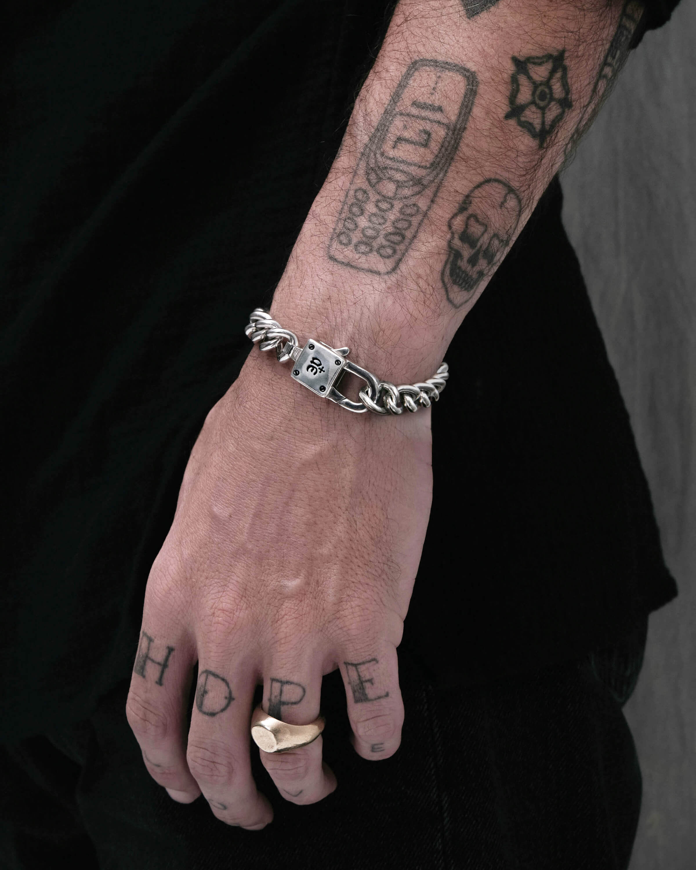 Demonia Sync Chain Bracelet 🖤