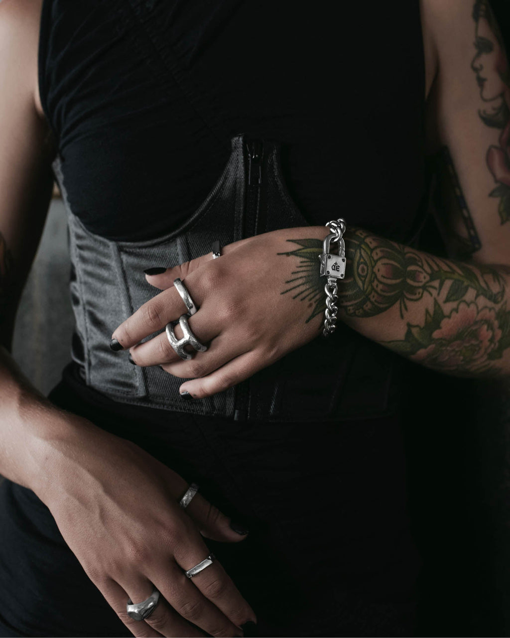 Demonia Sync Chain Bracelet 🖤