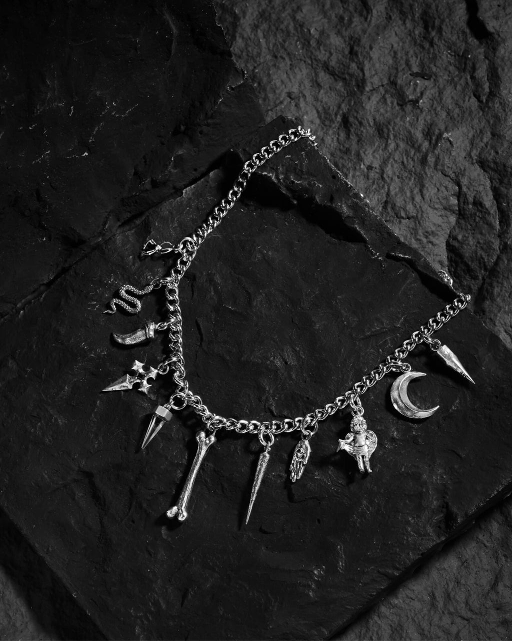 Demonia Synthesis Chain Necklace 🖤