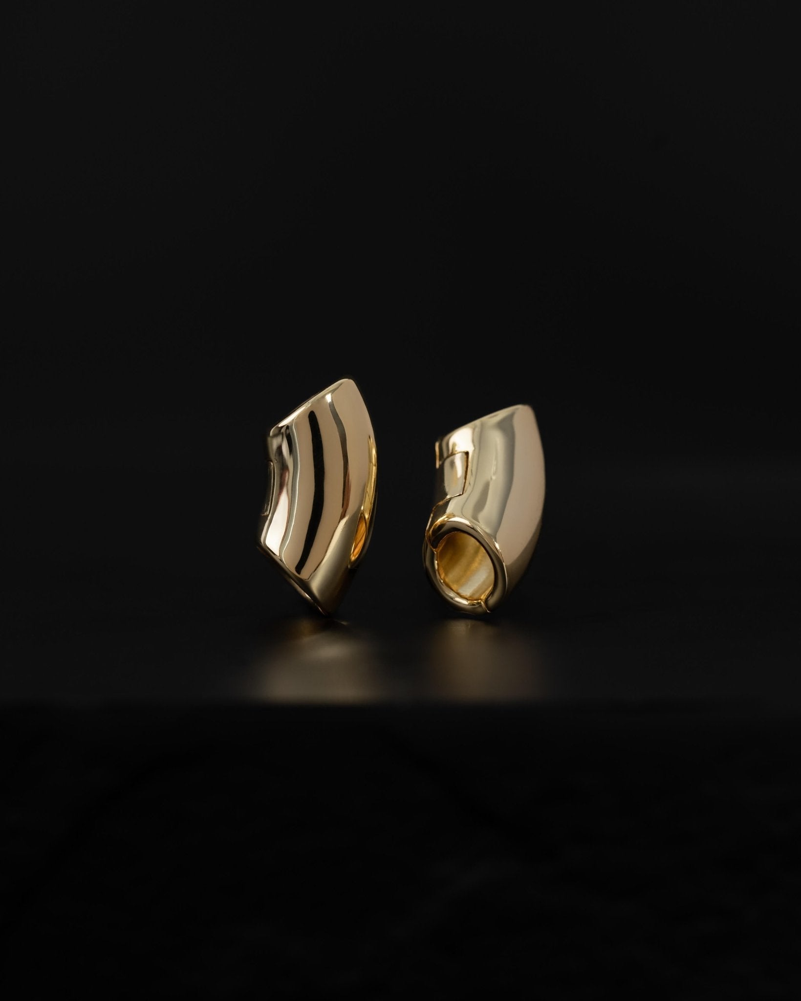 Demonia Classic Lobe Cuffs (2 sizes) 🖤