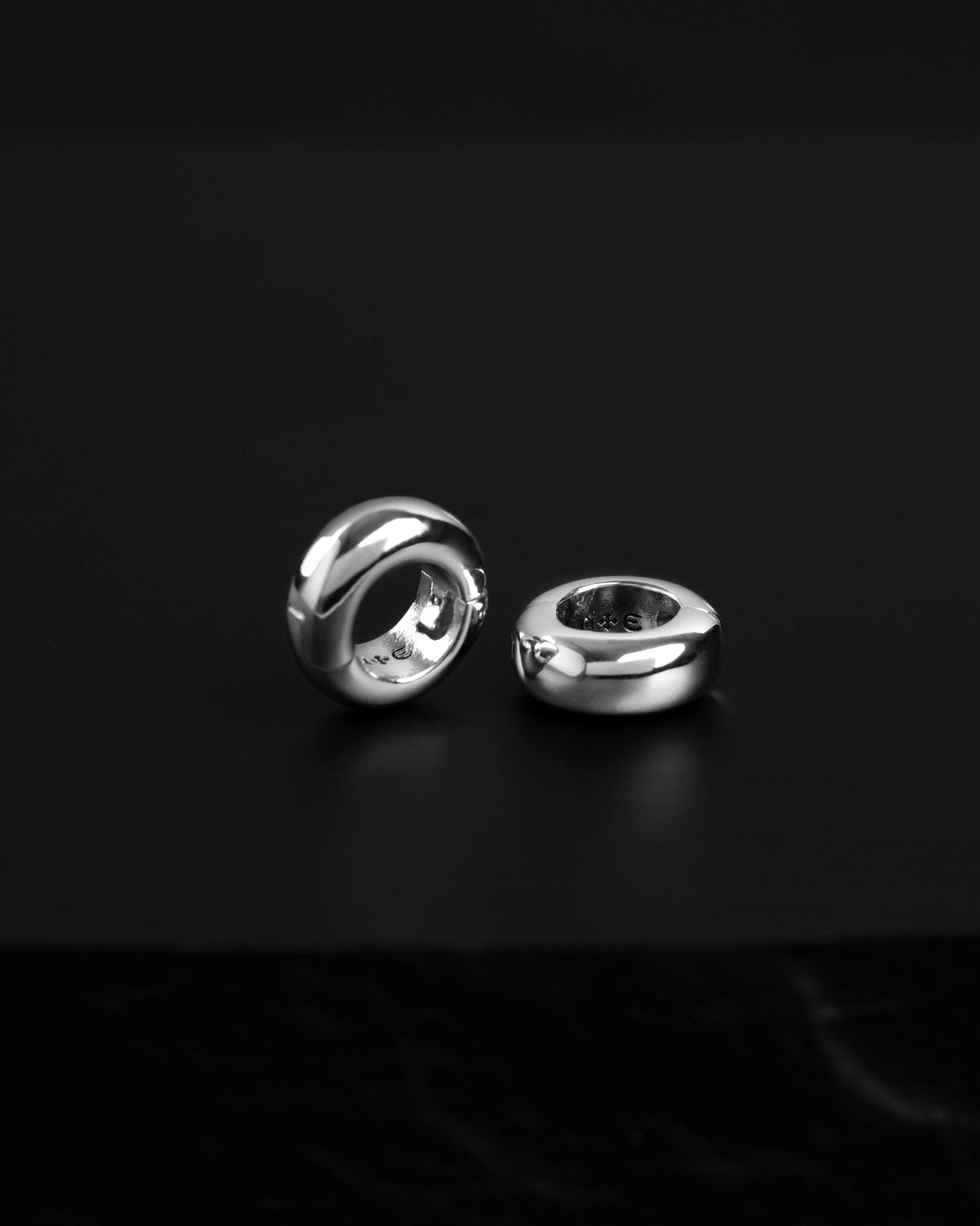 Demonia Origin Lobe Cuffs™ Set 🖤