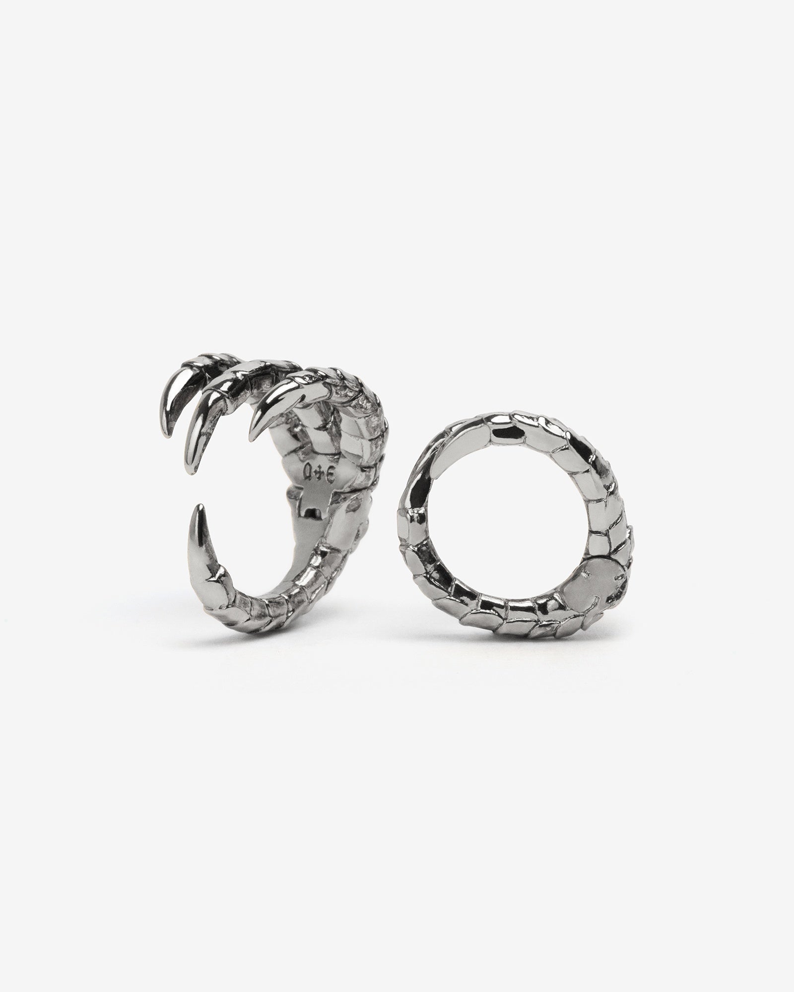 Demonia Quell Claw Lobe Cuffs™ 🖤